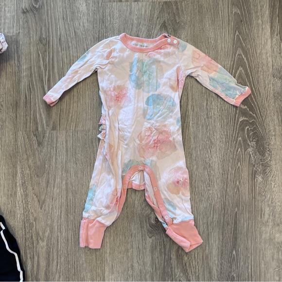 Lot Of 20 Baby Girls 6-9 Month Clothes - Romper Dresses Mixed - Picture 10 of 10